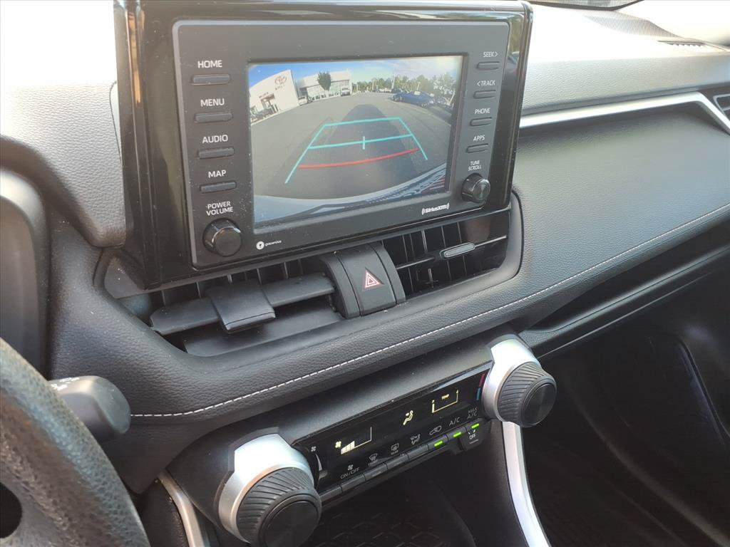 Used 2022 Toyota RAV4 LE AWD/4WD image 36