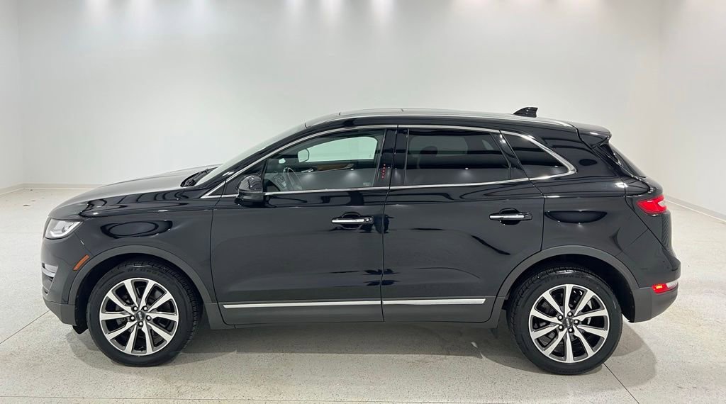 Used 2019 Lincoln MKC Reserve w/ MKC Climate Package AWD/4WD image 2