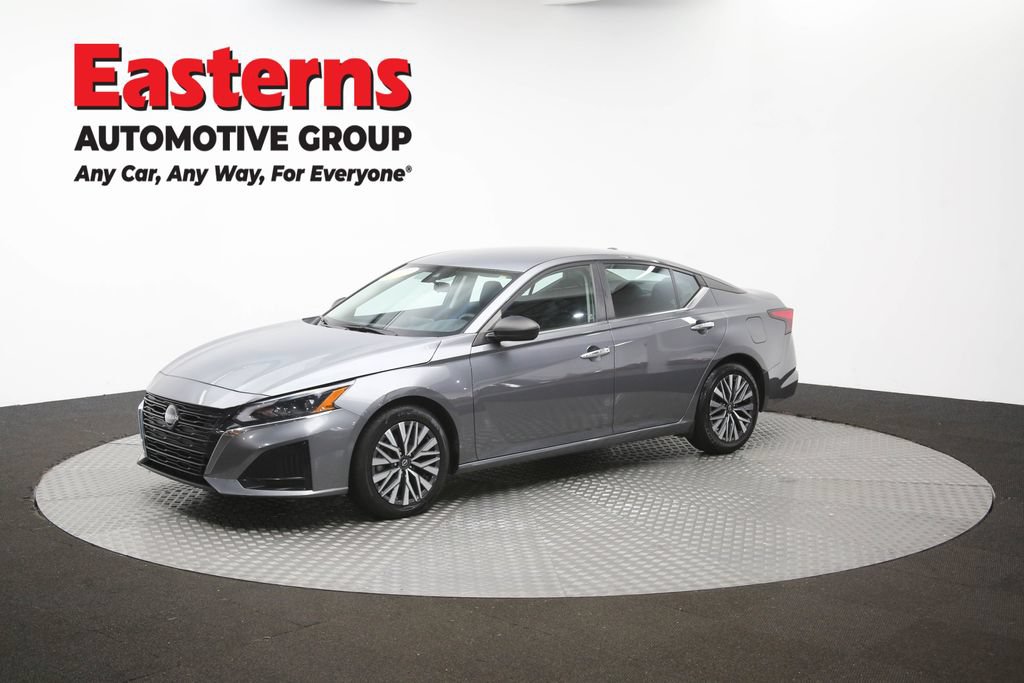 Used 2024 Nissan Altima 2.5 SV FWD image 56