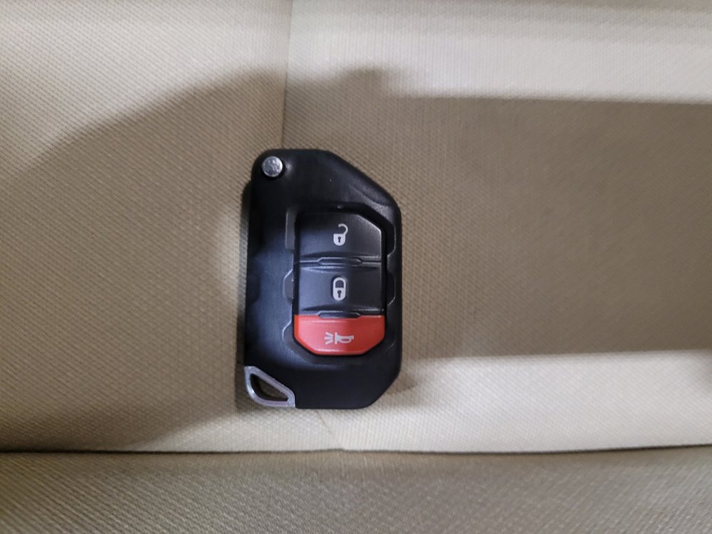 Used 2020 Jeep Wrangler Sport image 32