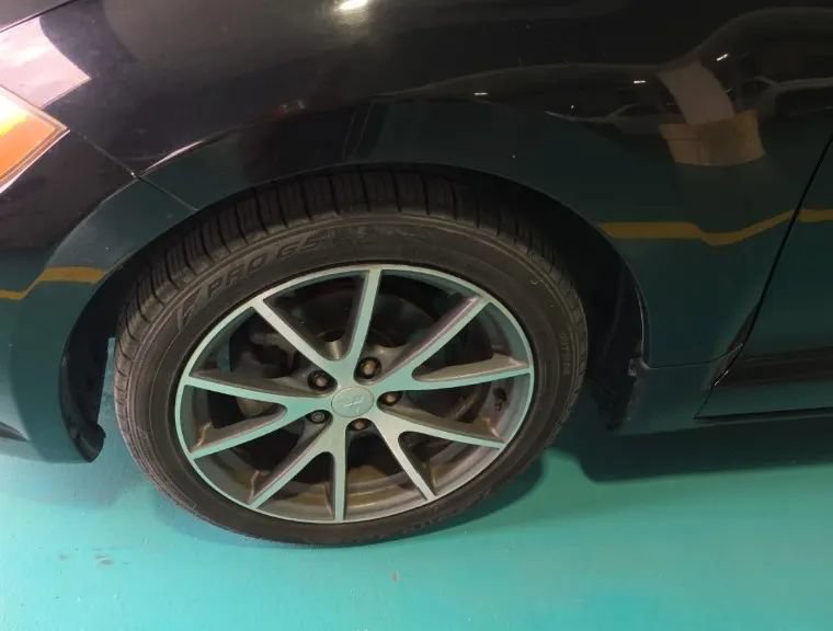 Used 2011 Mitsubishi Eclipse GS Sport FWD image 2