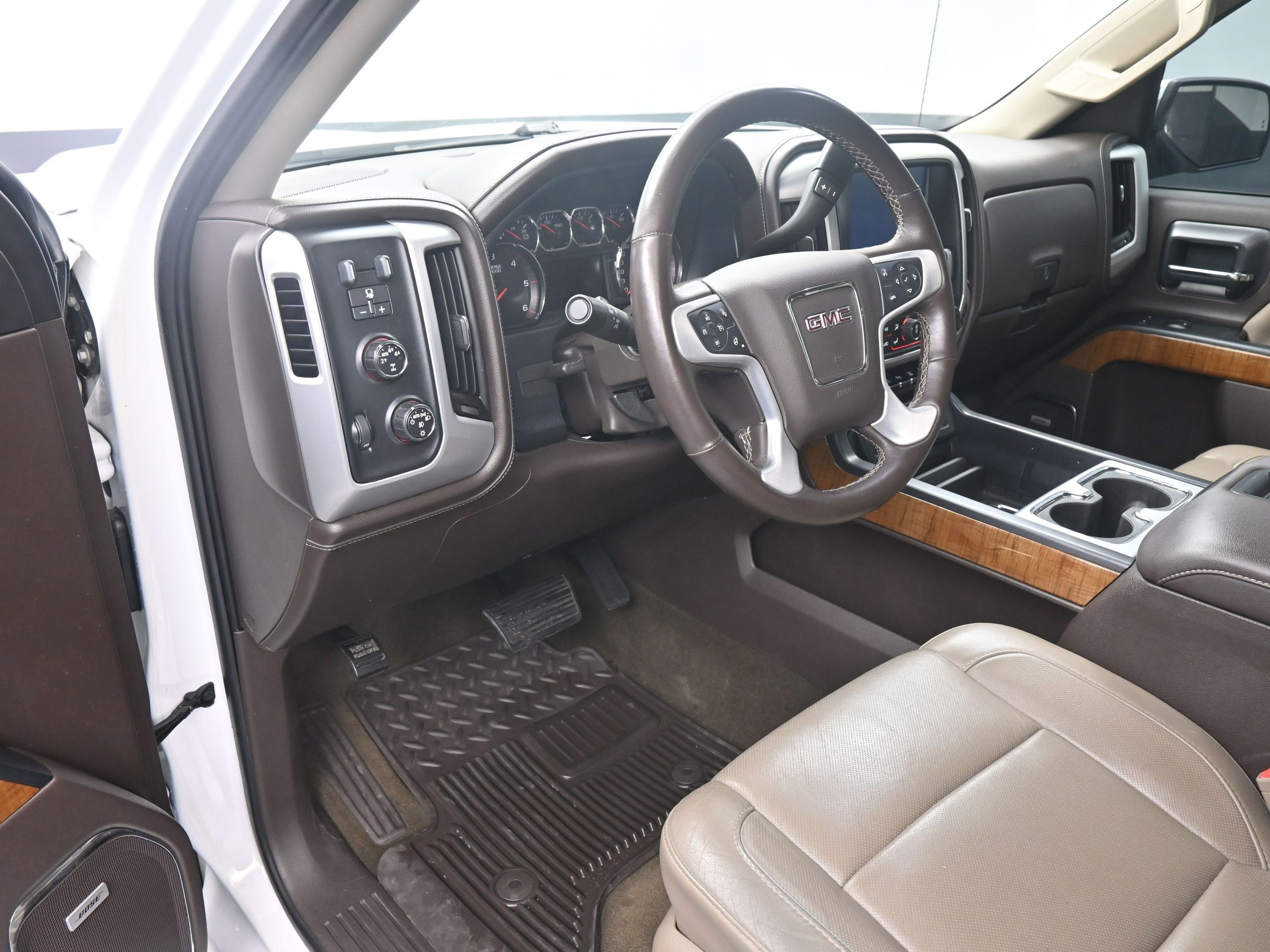 Used 2015 GMC Sierra 1500 SLT w/ SLT Crew Cab Value Package image 12