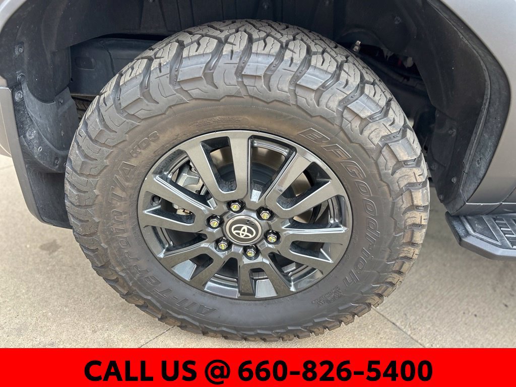 Used 2025 Toyota Land Cruiser w/ Premium Package AWD/4WD image 9