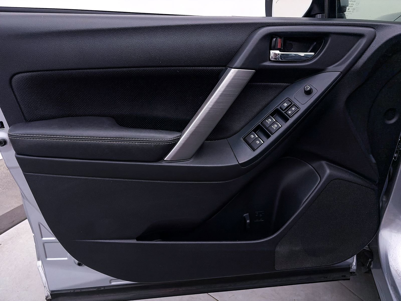 Used 2018 Subaru Forester 2.5i Limited w/ Popular Package #2 image 16