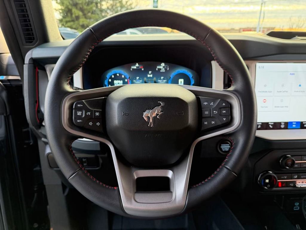 Used 2025 Ford Bronco Heritage Edition AWD/4WD image 25