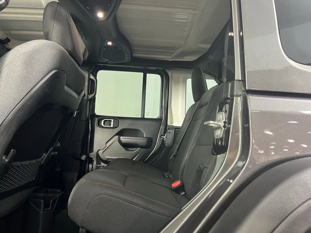 Used 2025 Jeep Wrangler Unlimited Rubicon image 26