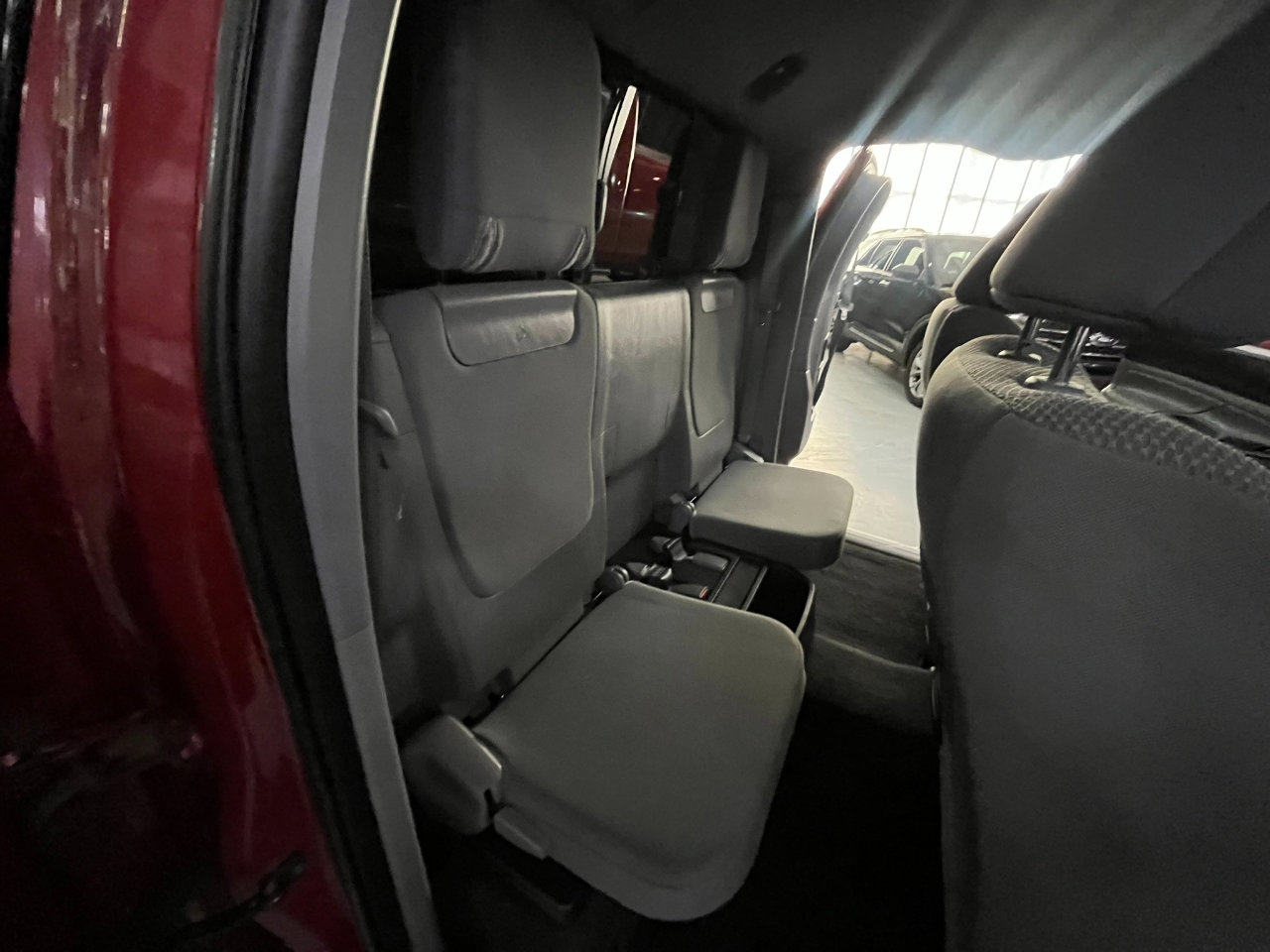 Used 2015 Toyota Tacoma 4x4 Access Cab V6 image 22