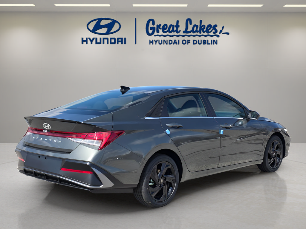 New 2026 Hyundai Elantra SEL Sport Premium FWD image 5