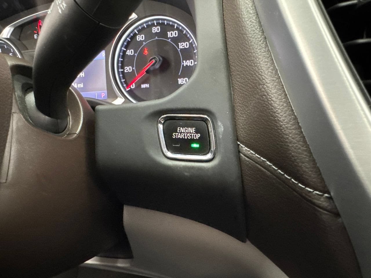Used 2021 GMC Acadia SLT w/ Preferred Package FWD image 24