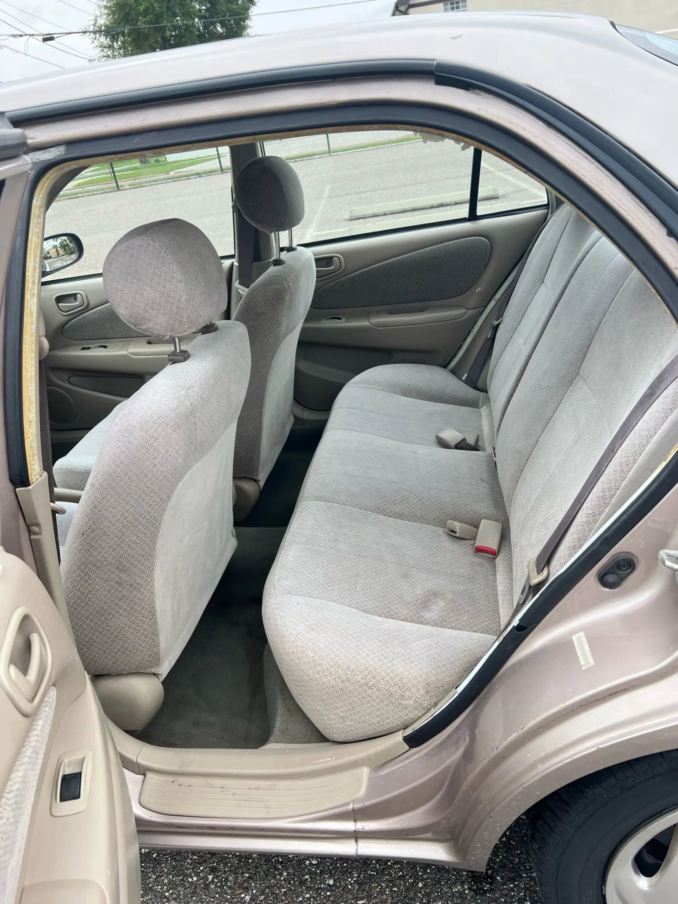Used 1998 Toyota Corolla CE FWD image 20