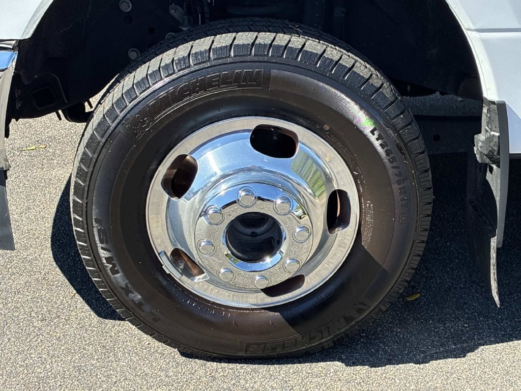 Used 2022 Ford F350 XL w/ STX Appearance Package AWD/4WD image 15
