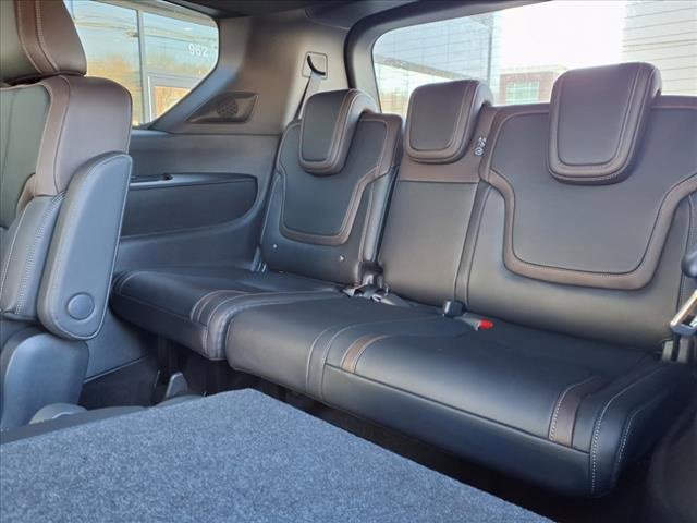 New 2025 Nissan Armada SL w/ Captain's Chari Seat Package image 15