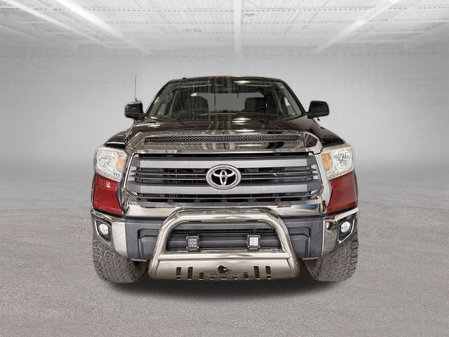 Used 2014 Toyota Tundra SR5 AWD/4WD image 2