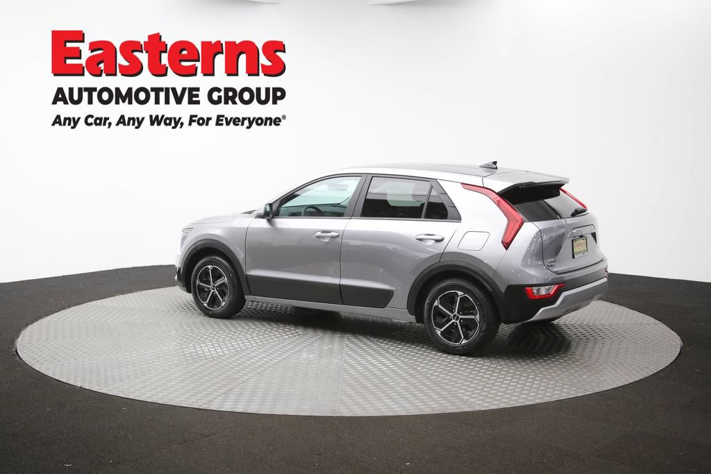 Used 2025 Kia Niro LX FWD image 61