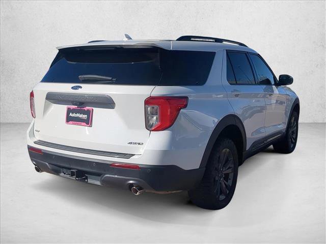 Used 2023 Ford Explorer XLT w/ Equipment Group 202A image 5