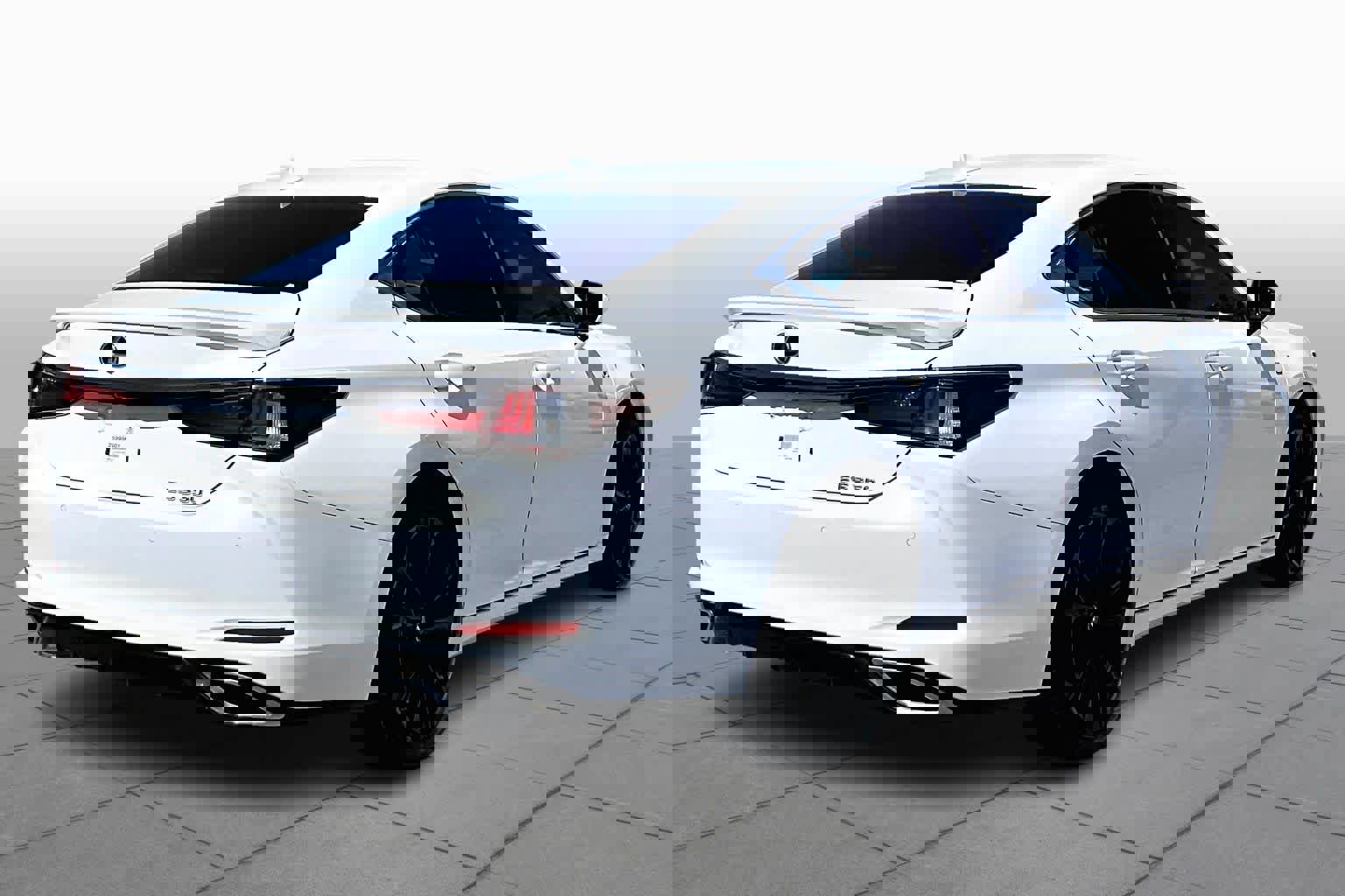 Used 2023 Lexus ES 350 F Sport w/ Accessory Package (Z2) image 13