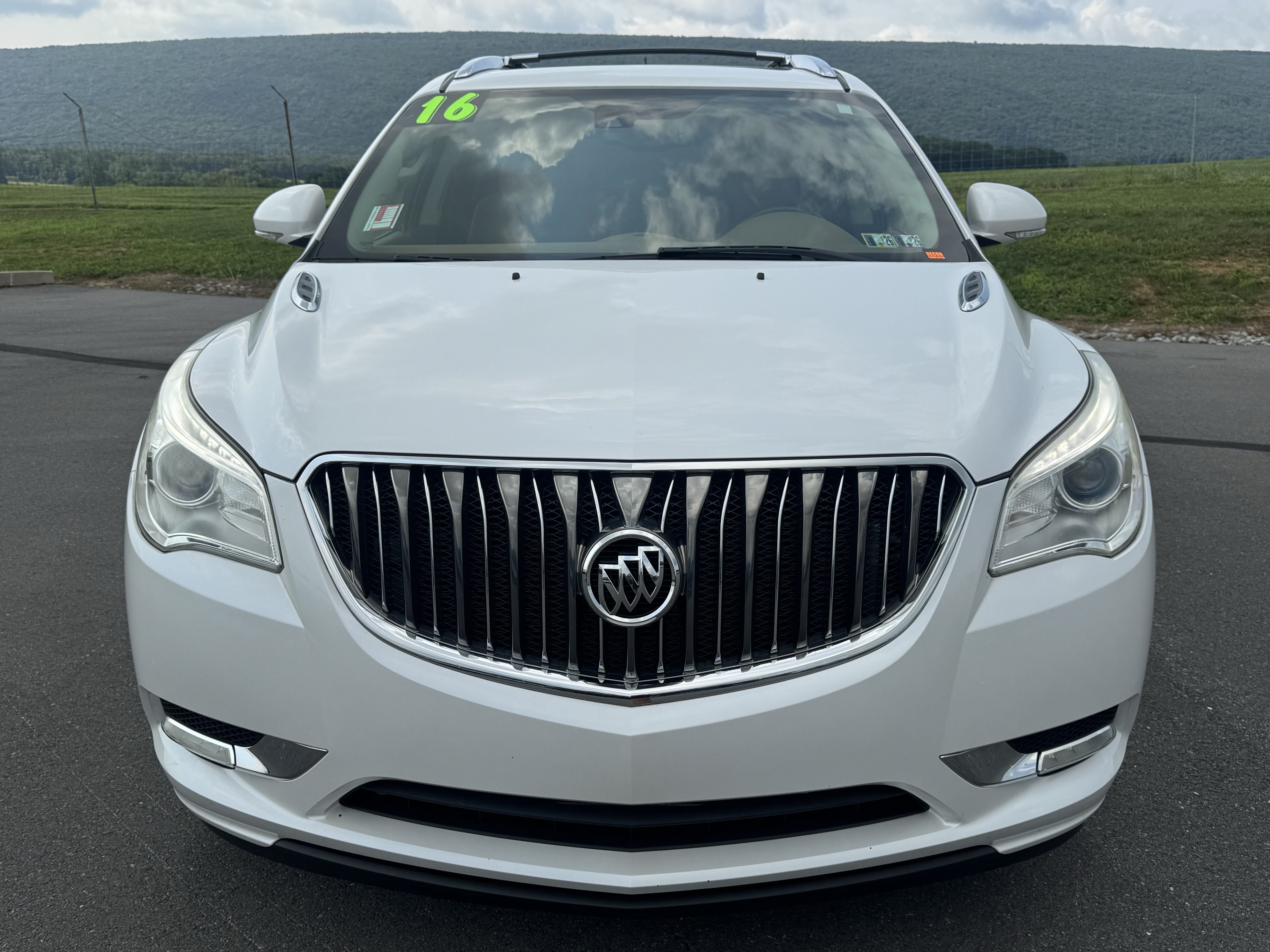 Used 2016 Buick Enclave Premium w/ Experience Buick Package AWD/4WD image 9