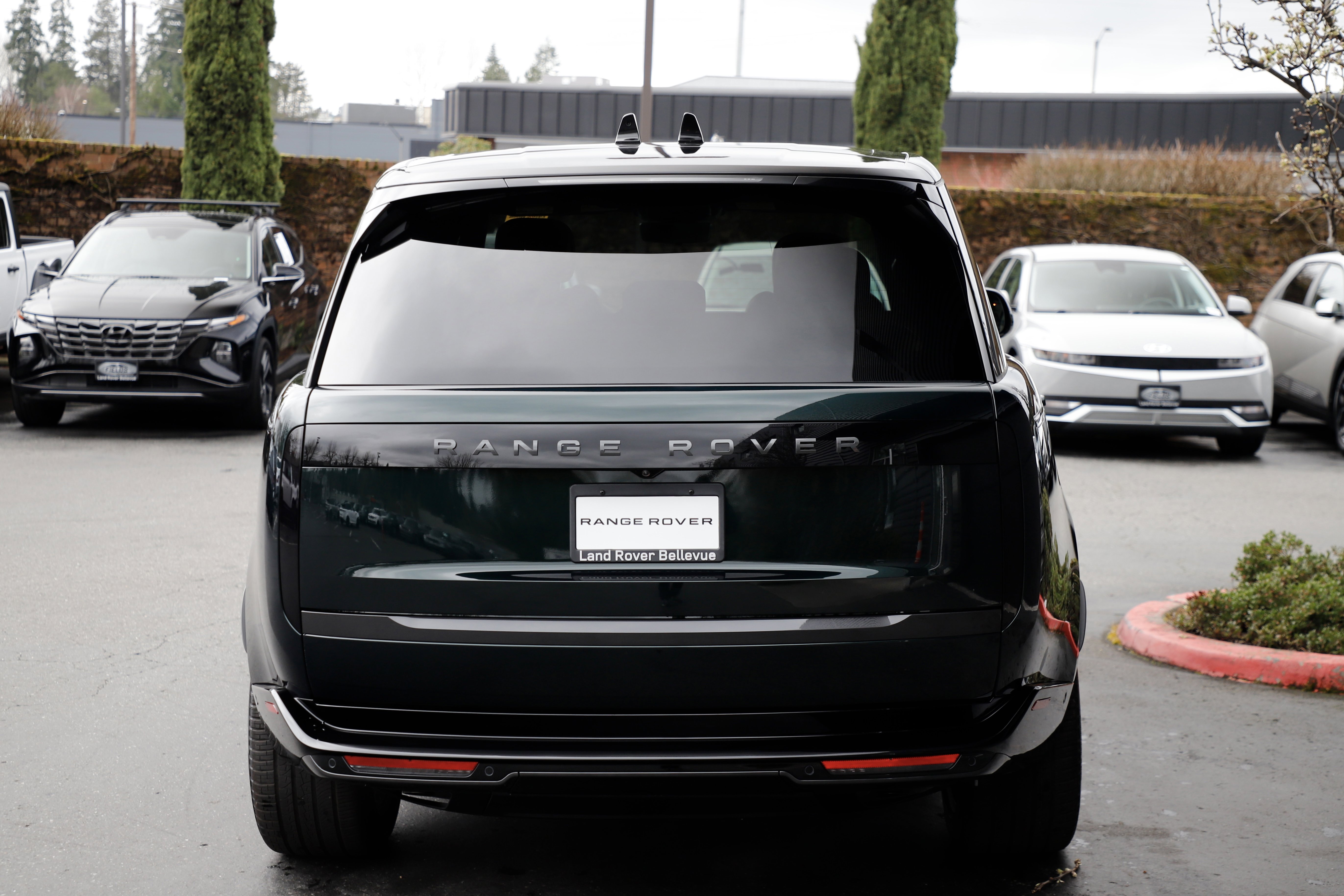 New 2026 Land Rover Range Rover SE image 7