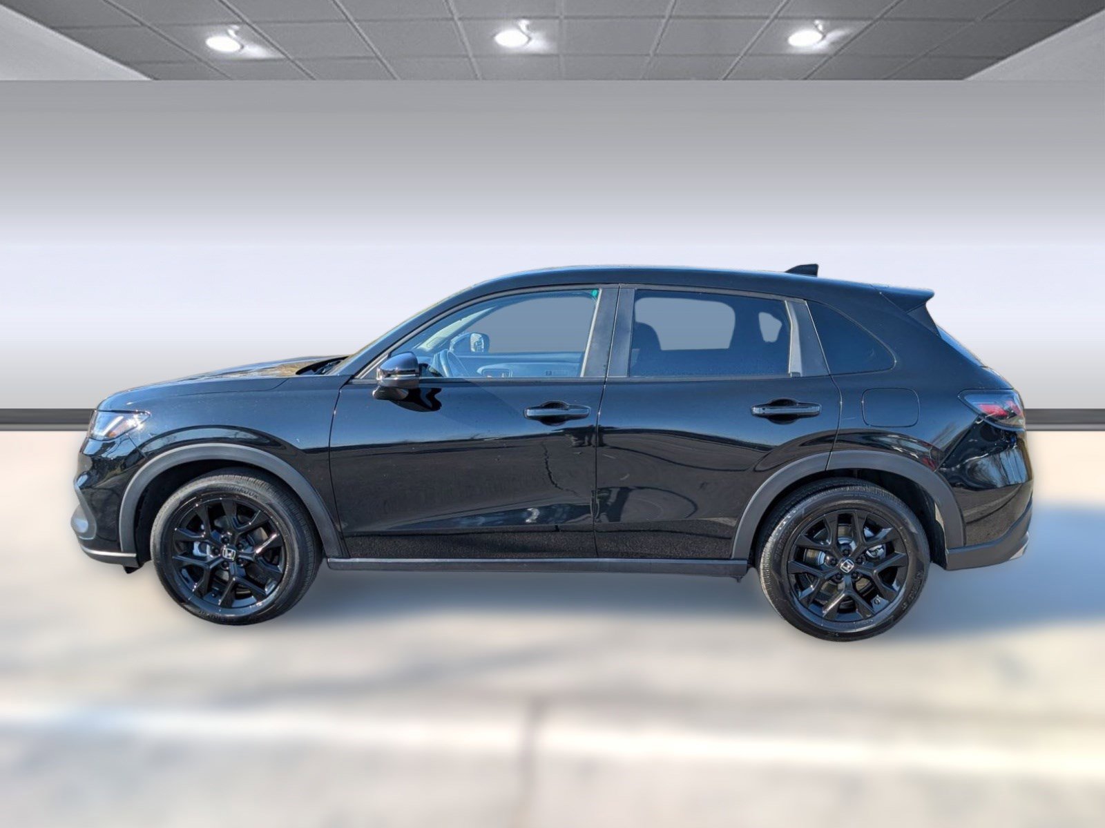 Used 2025 Honda HR-V Sport image 2