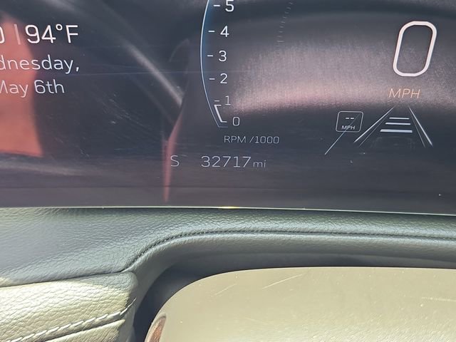 Certified 2025 Cadillac XT4 Premium Luxury FWD image 28