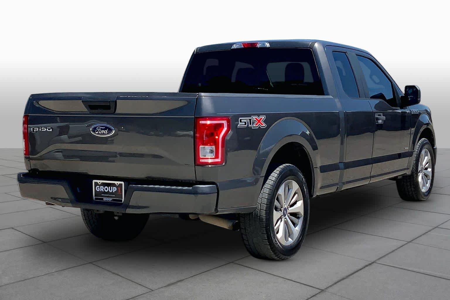 Used 2017 Ford F150 XL w/ Equipment Group 101A Mid RWD image 12