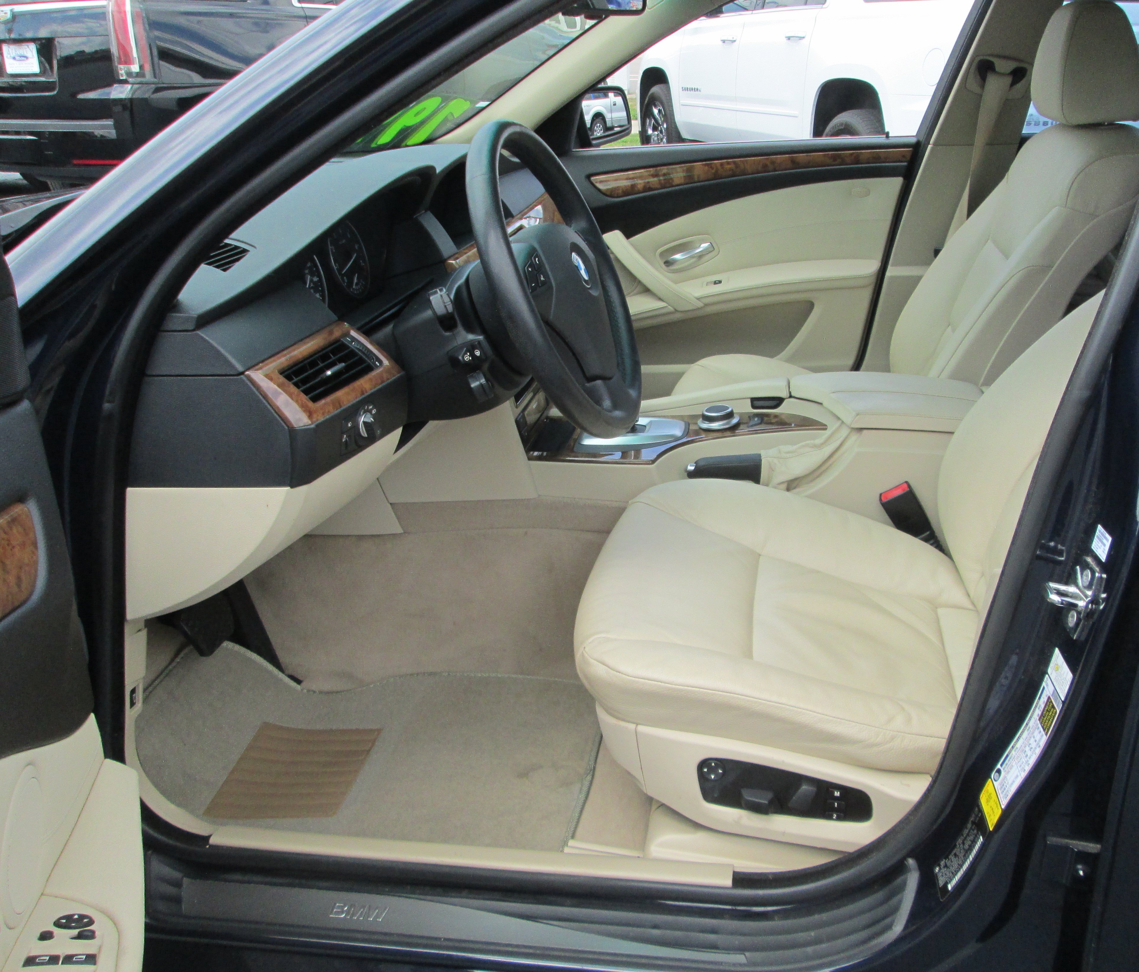 Used 2008 BMW 535xi Sedan w/ Premium Pkg AWD/4WD image 12