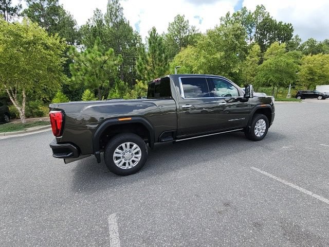 Used 2022 GMC Sierra 3500 Denali w/ Denali Ultimate Package AWD/4WD image 17