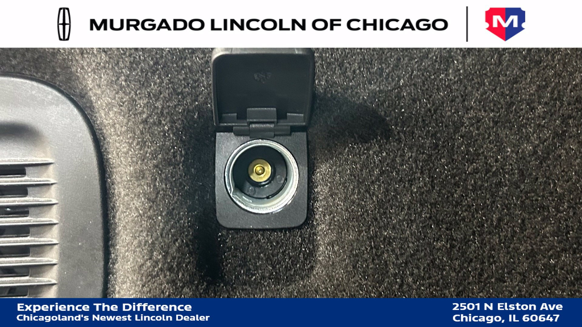 Certified 2024 Lincoln Corsair Reserve w/ Equipment Group 202A FWD image 34