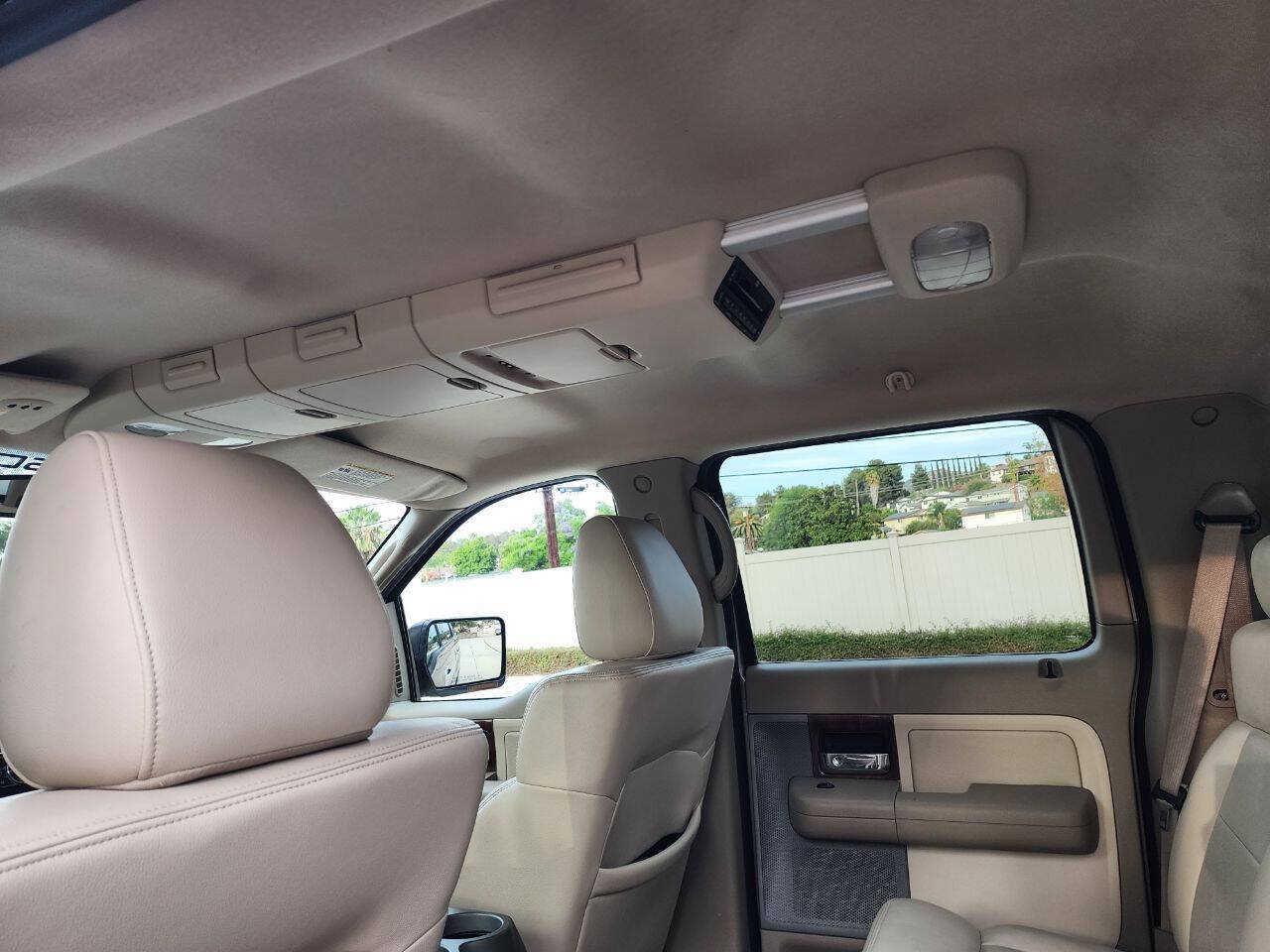 Used 2004 Ford F150 Lariat RWD image 36