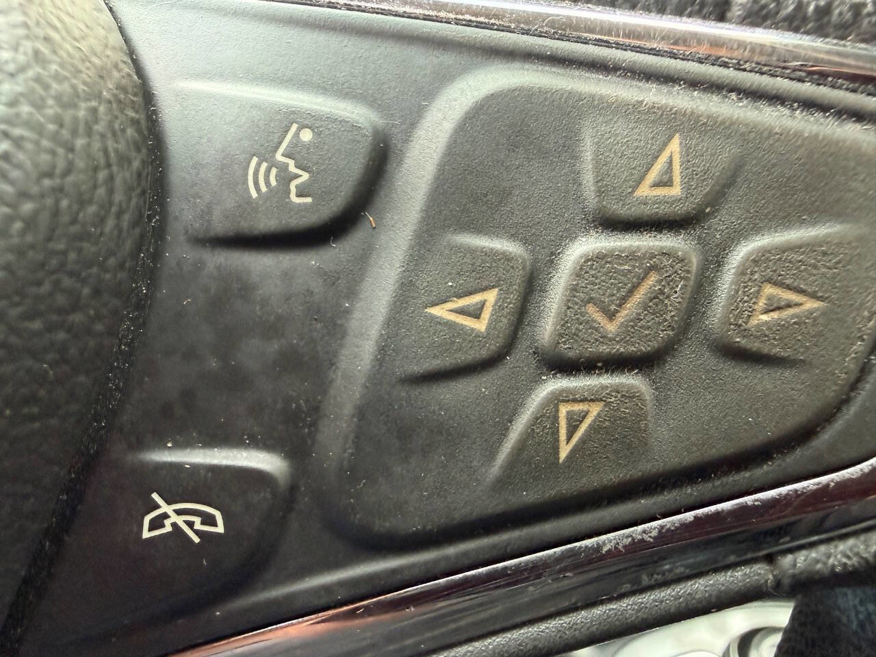 Used 2018 Chevrolet Cruze LT w/ Convenience Package image 23