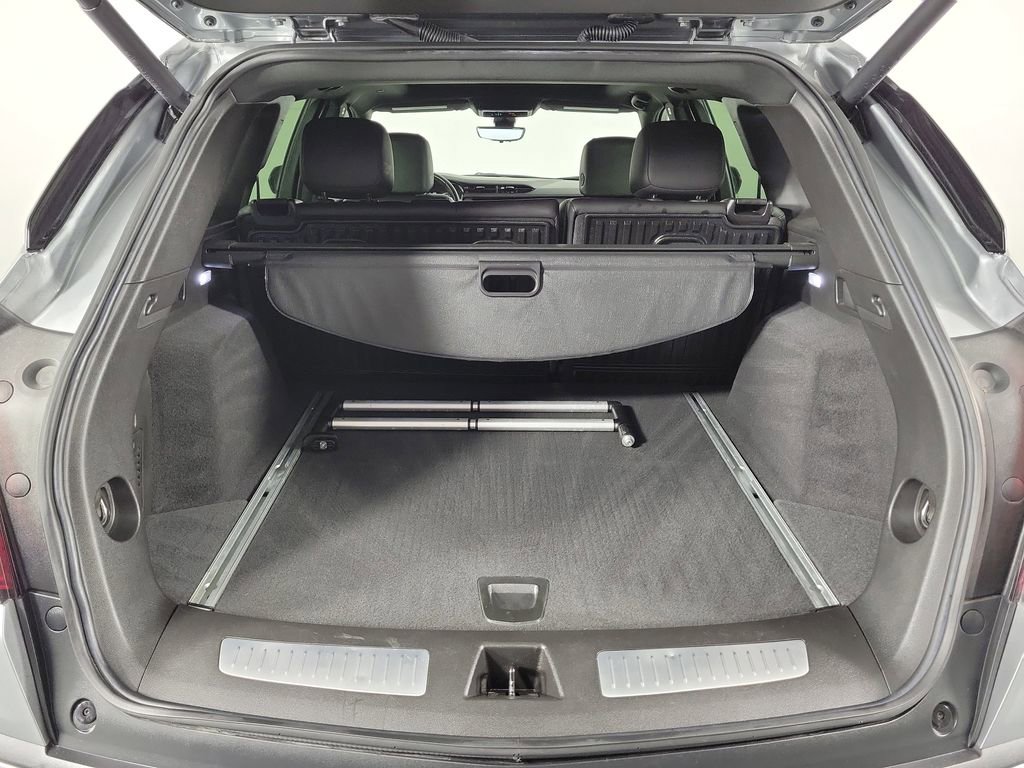 Certified 2024 Cadillac XT5 Premium Luxury w/ Technology Package image 8