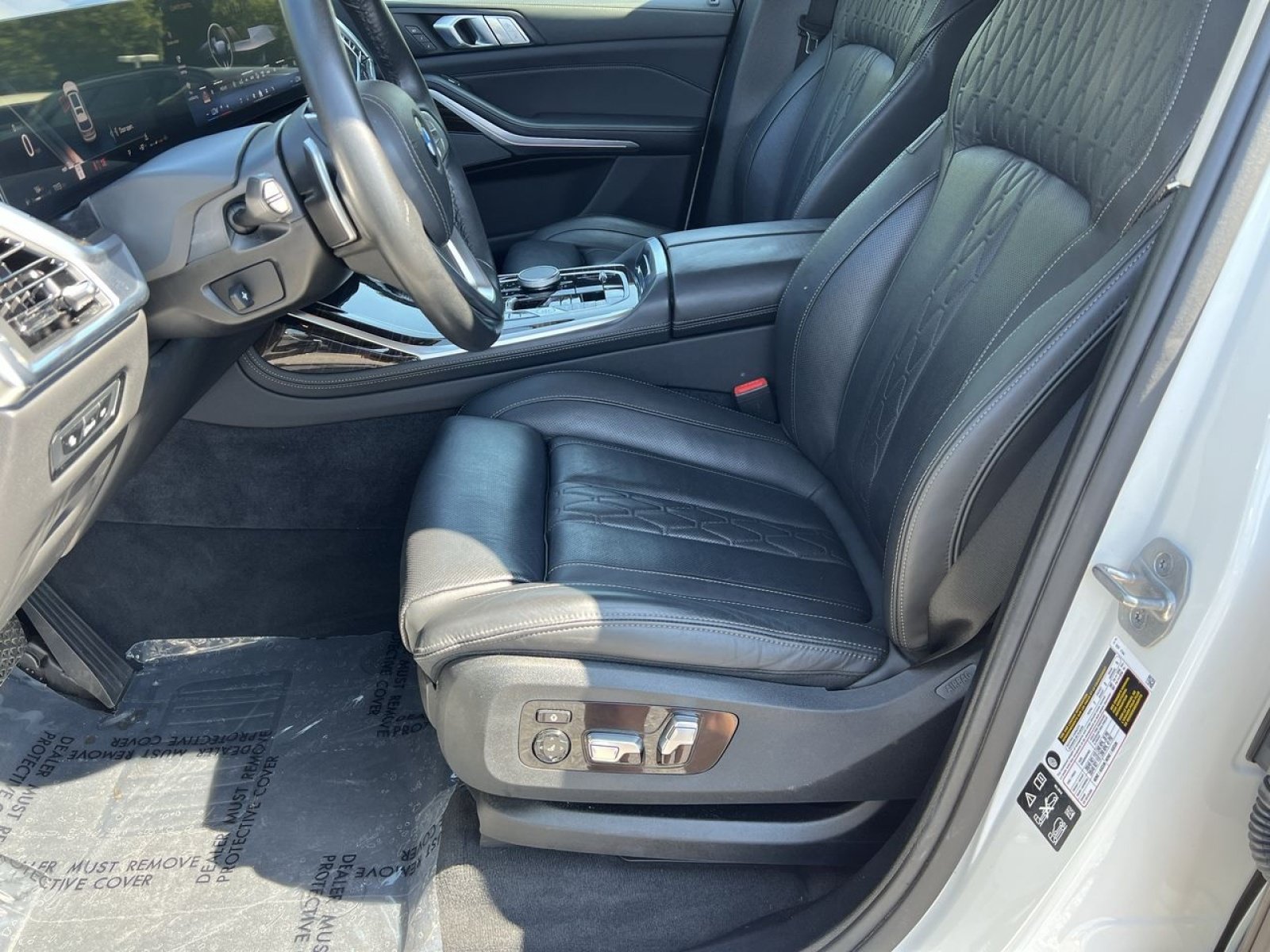 Used 2026 BMW X7 xDrive40i AWD/4WD image 10