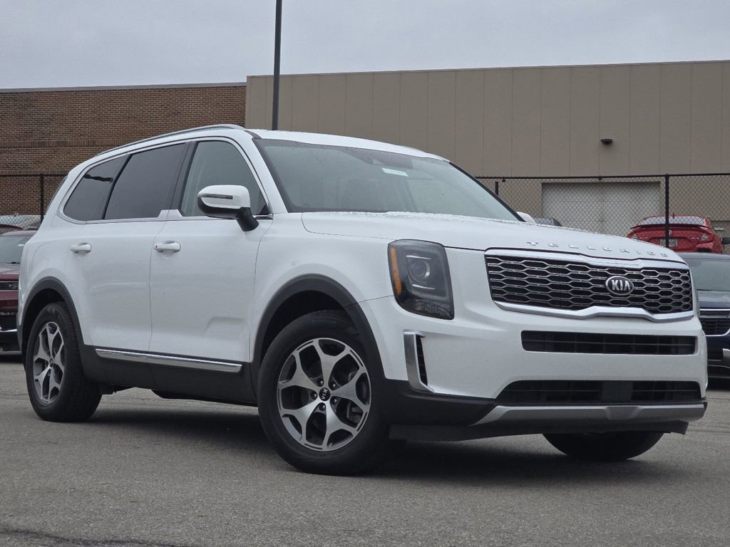 Used 2020 Kia Telluride EX w/ Towing Package AWD/4WD image 2