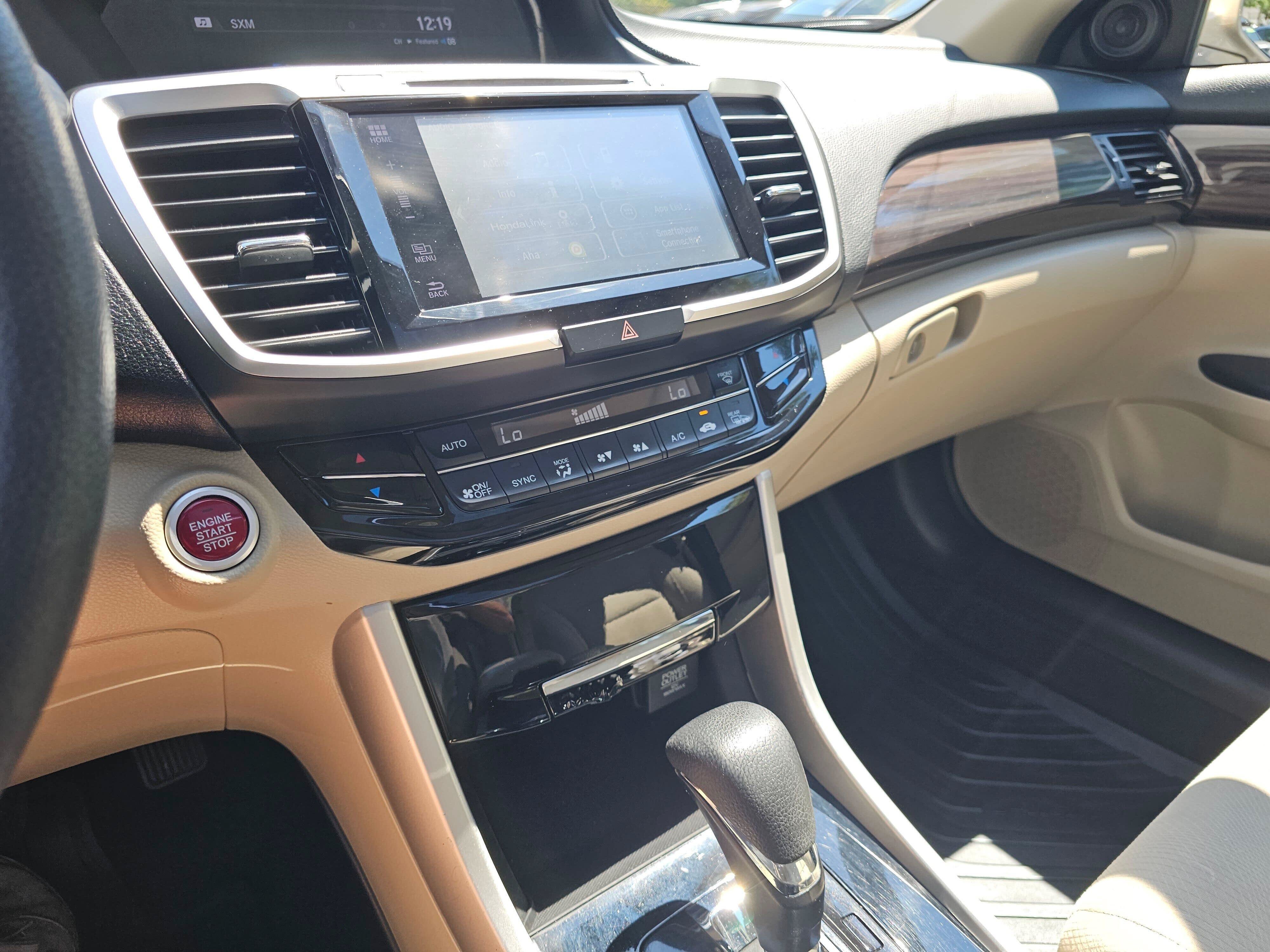 Used 2016 Honda Accord EX image 64