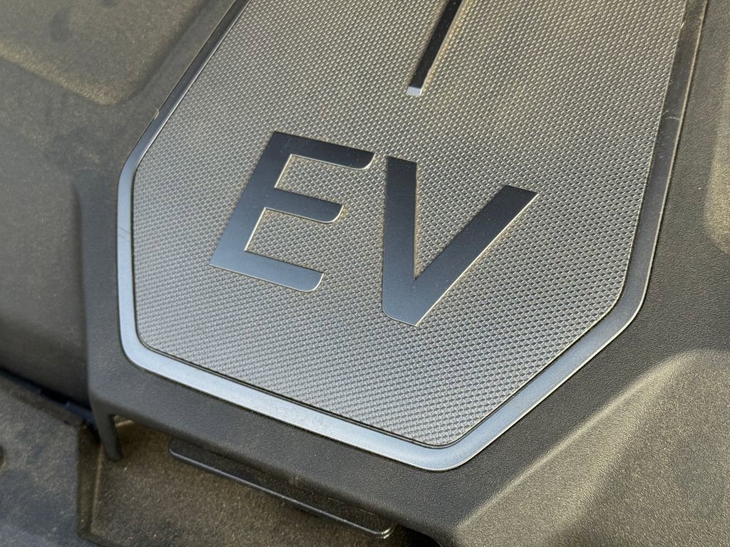 Used 2023 Kia EV6 GT-Line w/ GT-Line Suede Seat Package RWD image 6