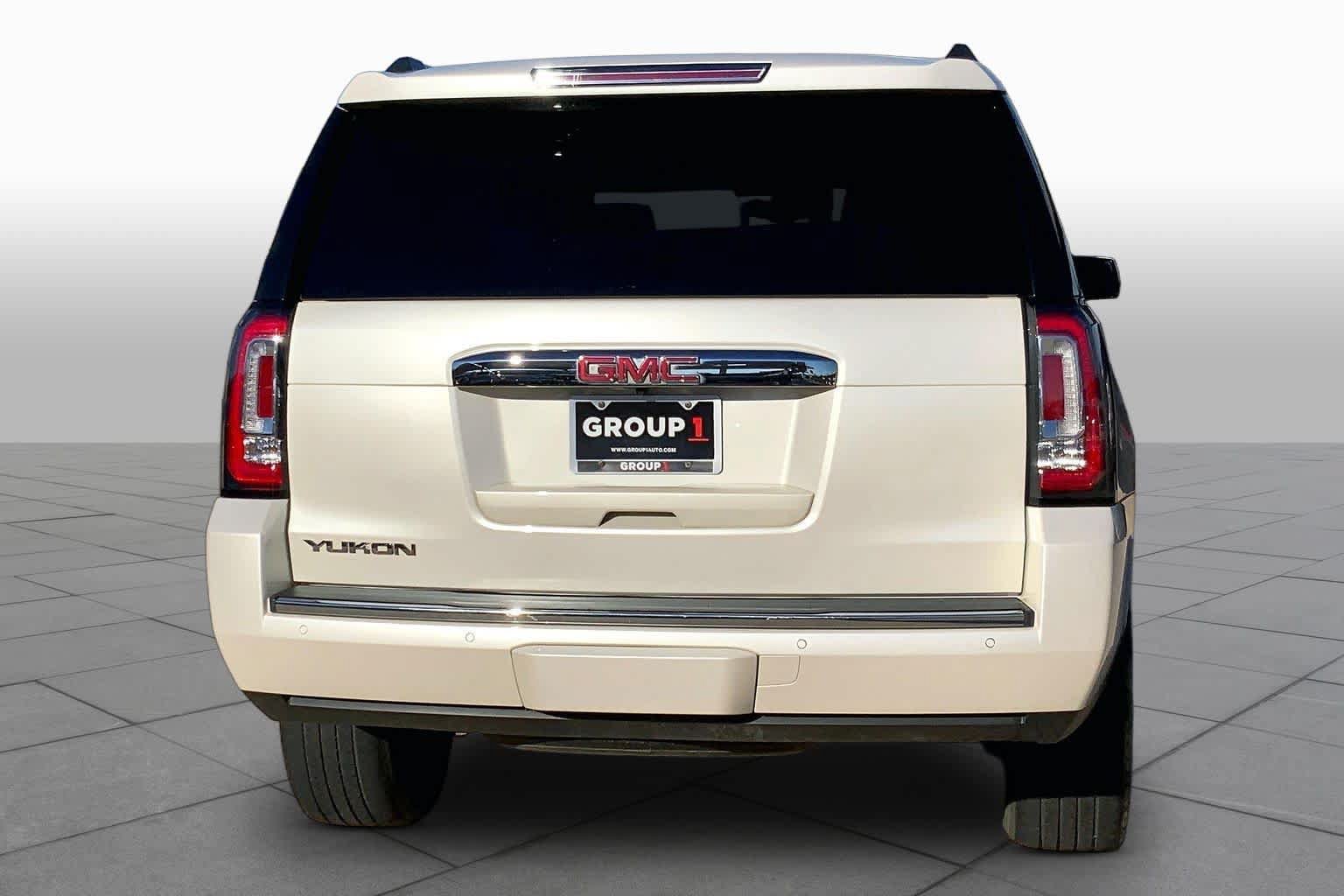 Used 2015 GMC Yukon Denali w/ Open Road Package AWD/4WD image 5