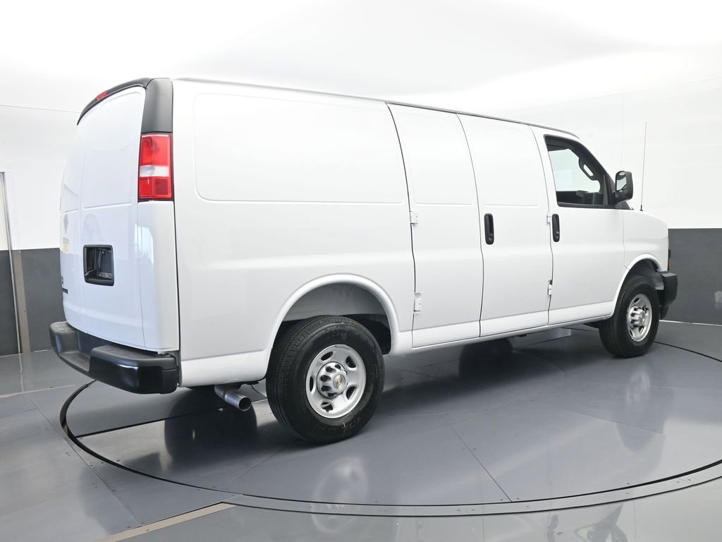 New 2025 Chevrolet Express 2500 w/ Driver Convenience Package image 6