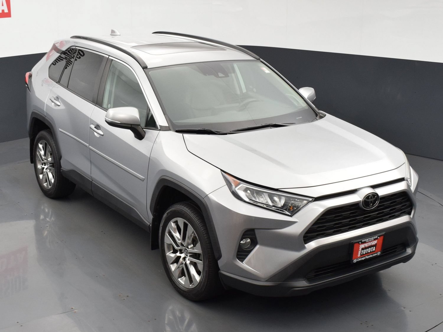Used 2021 Toyota RAV4 XLE Premium AWD/4WD image 26