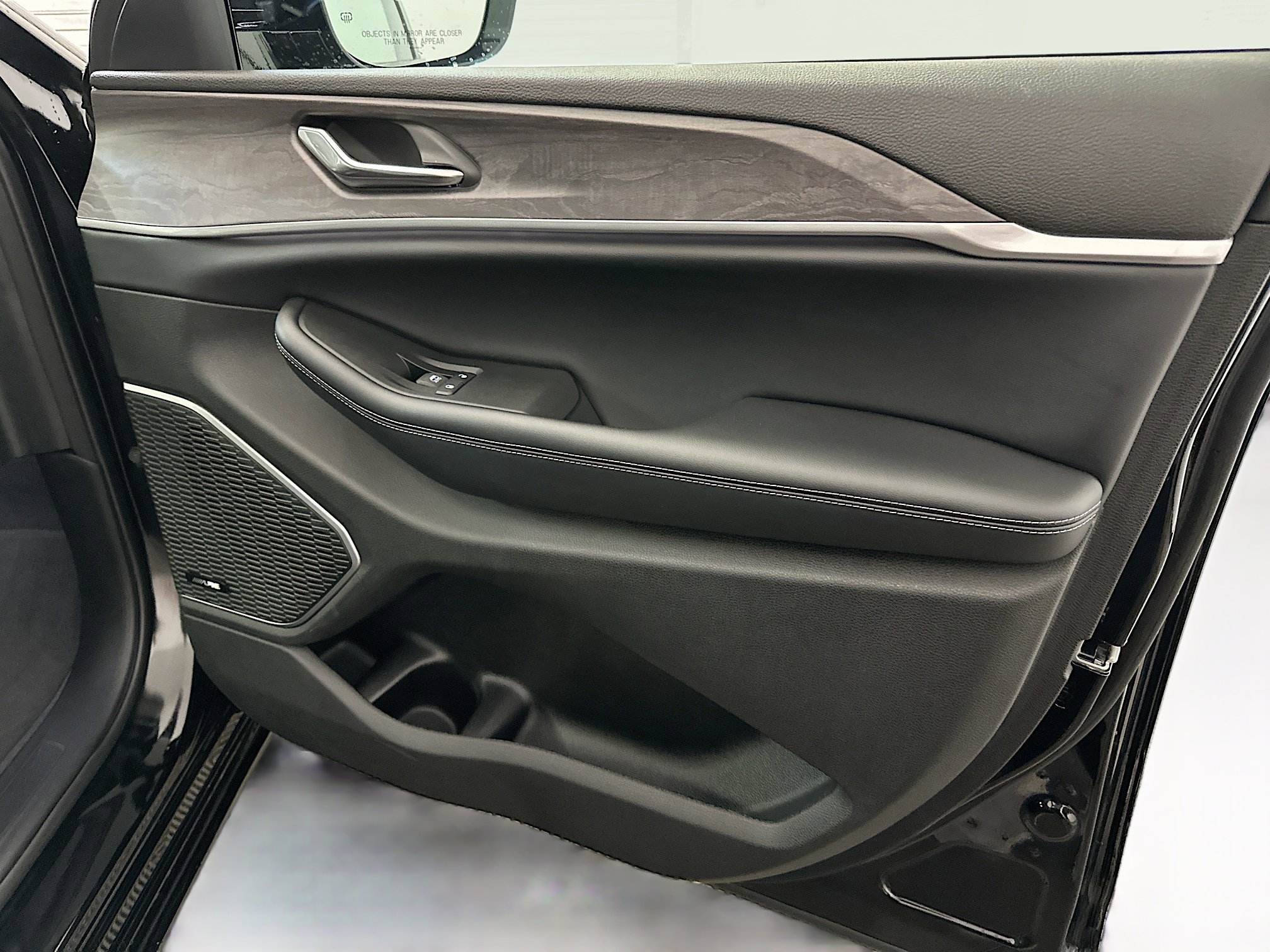 Used 2024 Jeep Grand Cherokee Limited 4xe image 35