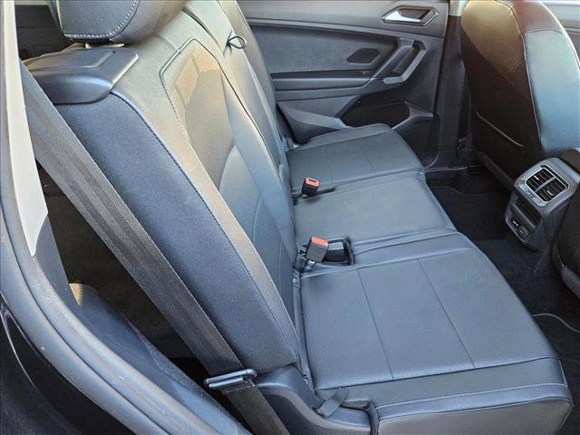 Used 2018 Volkswagen Tiguan SE image 22