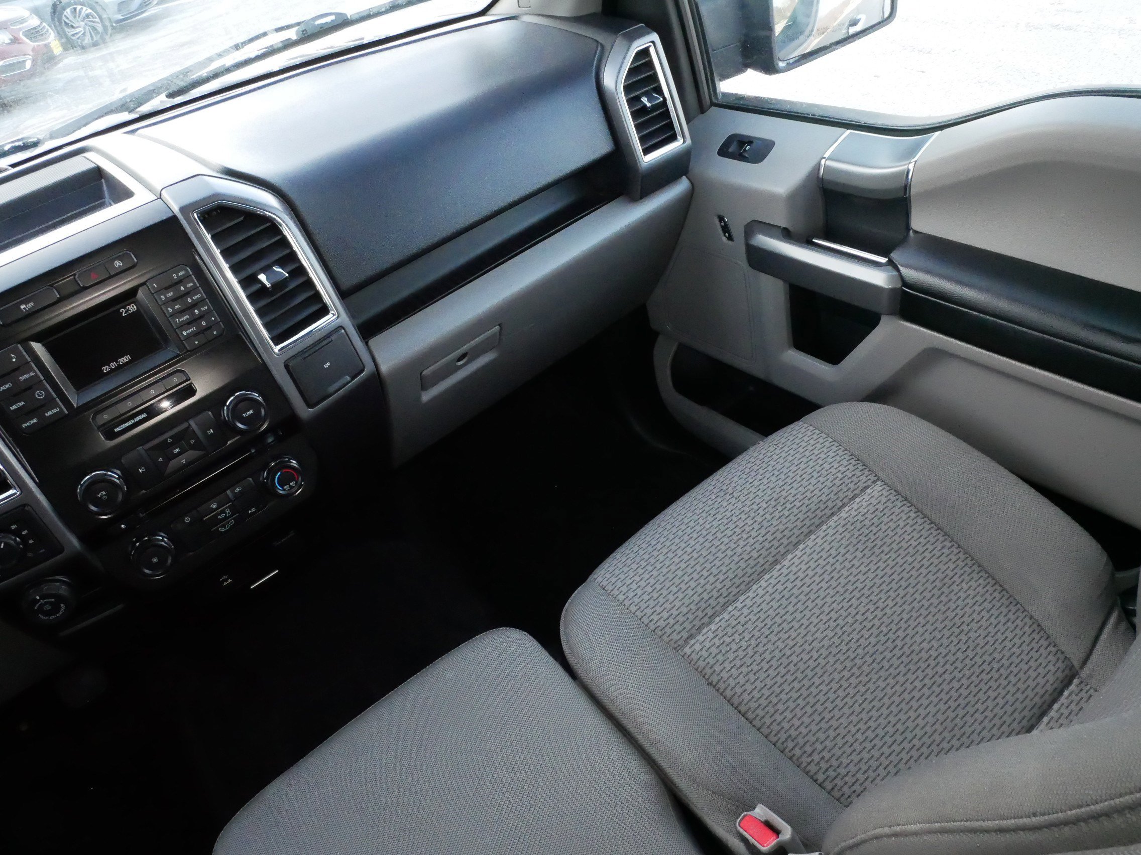 Used 2016 Ford F150 XLT w/ XTR Package image 11