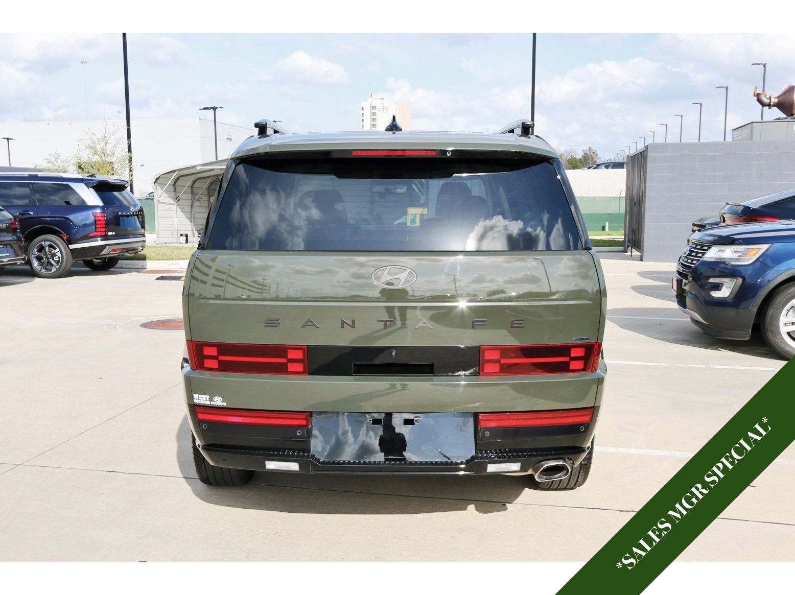 Used 2024 Hyundai Santa Fe Calligraphy image 7