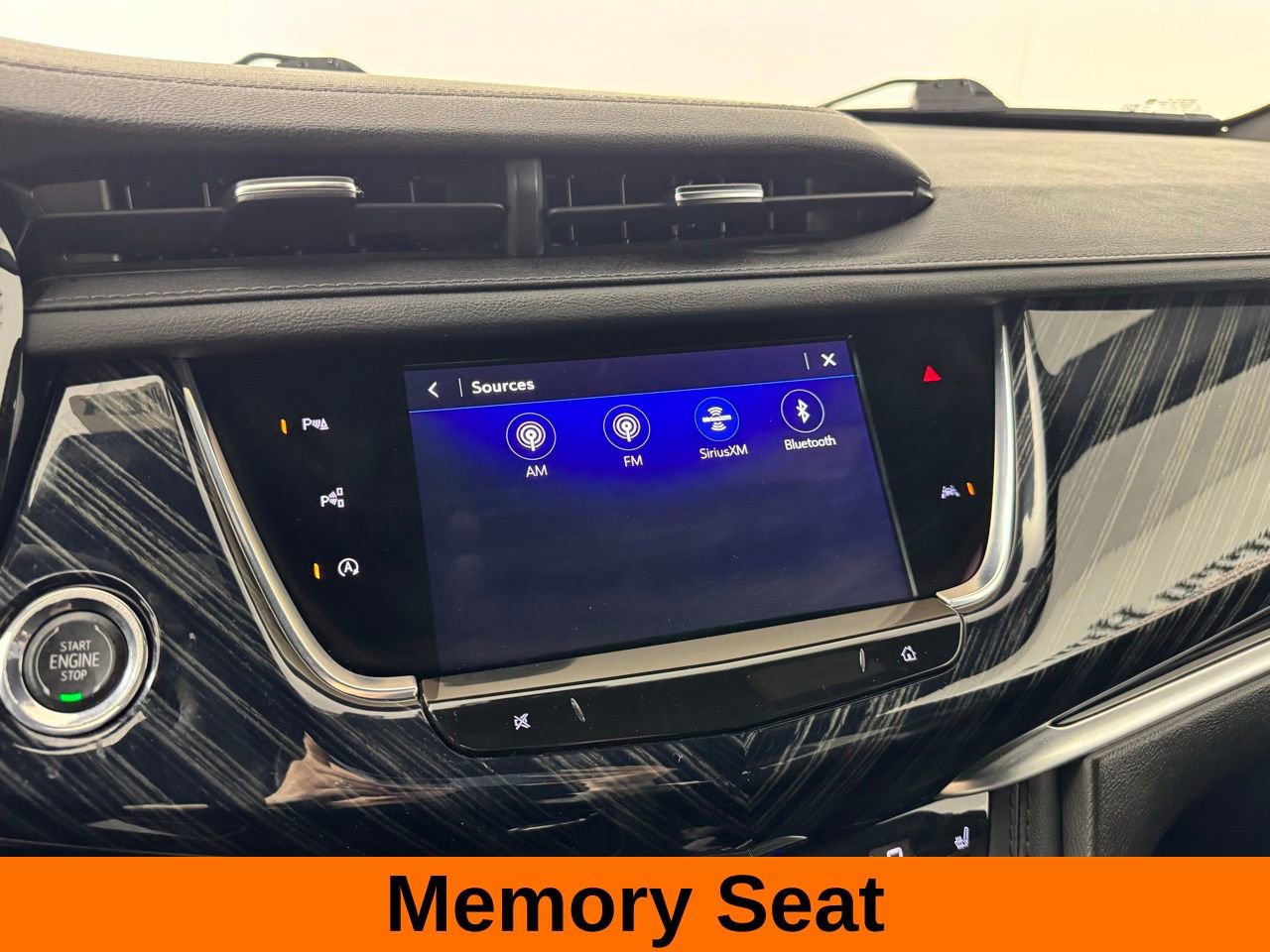 Used 2024 Cadillac XT6 Premium Luxury w/ Technology Package image 17