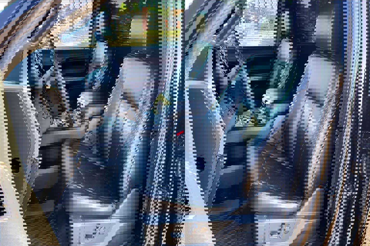 Used 2020 Ford Expedition XLT w/ Equipment Group 202A image 8