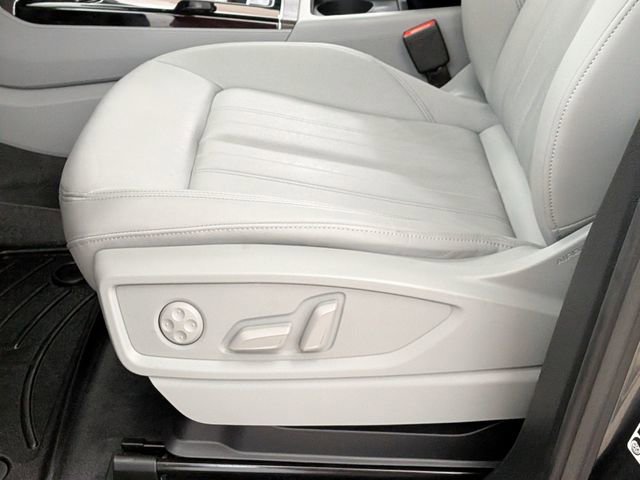 Used 2023 Audi Q5 2.0T Premium AWD/4WD image 12