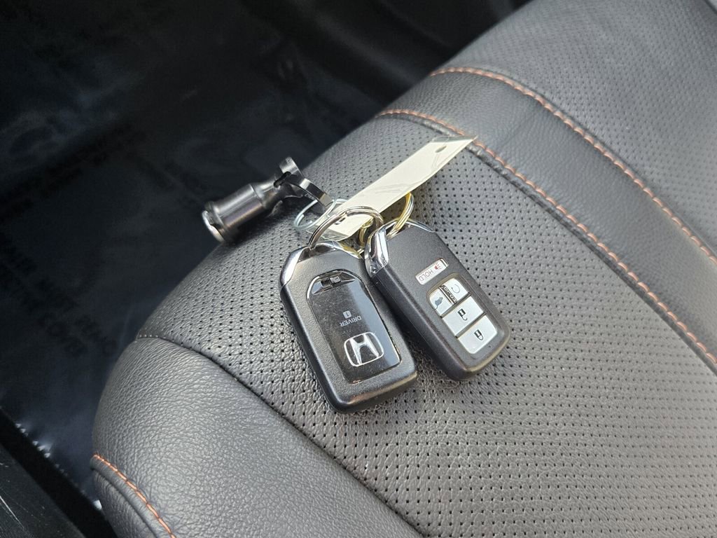 Used 2022 Honda Pilot TrailSport image 21