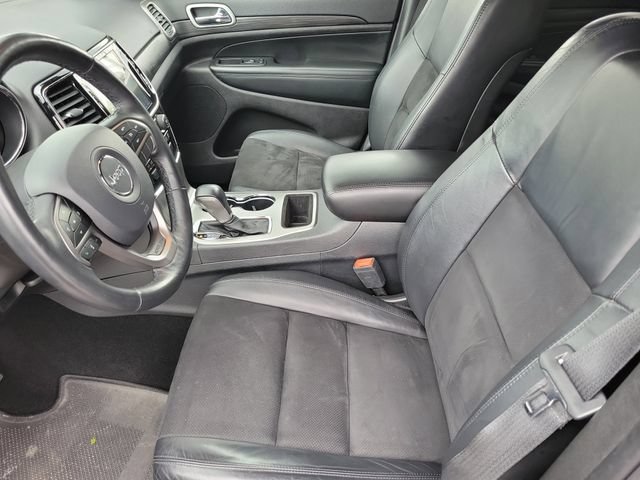 Used 2019 Jeep Grand Cherokee Altitude AWD/4WD image 15