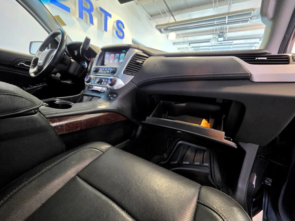 Used 2018 GMC Yukon SLT w/ Premium Edition AWD/4WD image 66