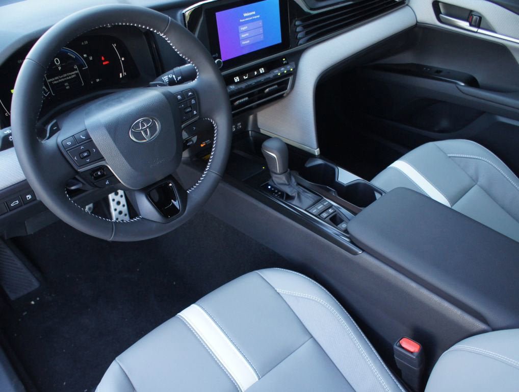 New 2026 Toyota Camry SE FWD image 20