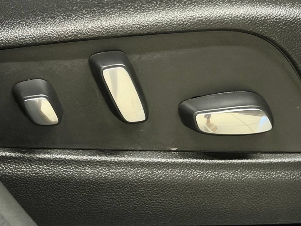 Certified 2024 Cadillac XT6 Sport w/ LPO, Floor Liner Package AWD/4WD image 24